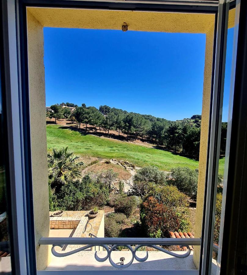 Villa Dans Cadre D'Exception - Golf, Piscine Et Tennis Prive Saint-Cyr-sur-Mer Eksteriør bilde
