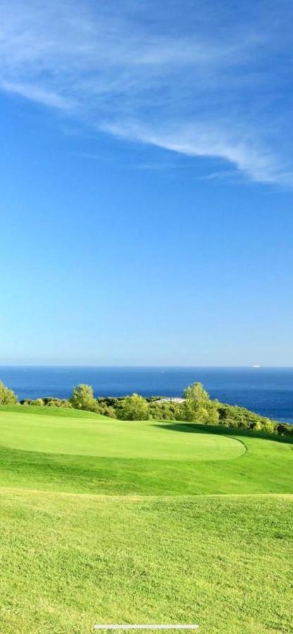 Villa Dans Cadre D'Exception - Golf, Piscine Et Tennis Prive Saint-Cyr-sur-Mer Eksteriør bilde