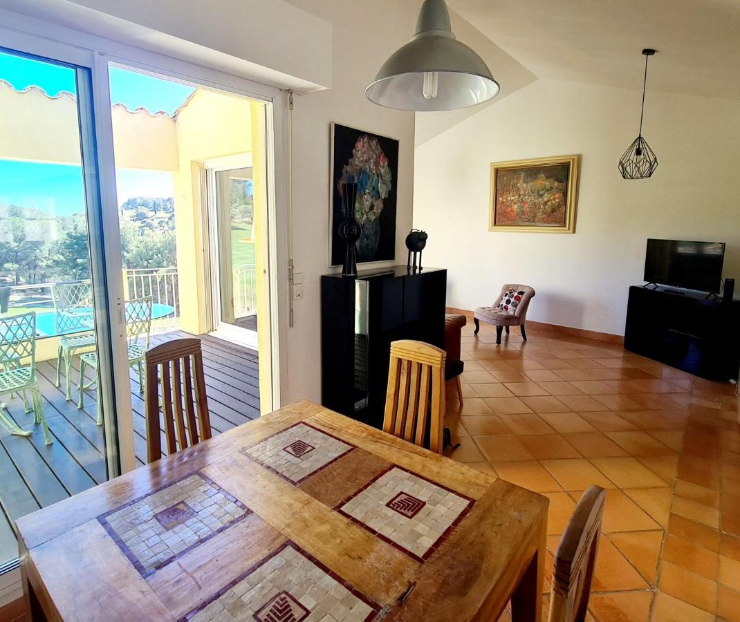 Villa Dans Cadre D'Exception - Golf, Piscine Et Tennis Prive Saint-Cyr-sur-Mer Eksteriør bilde