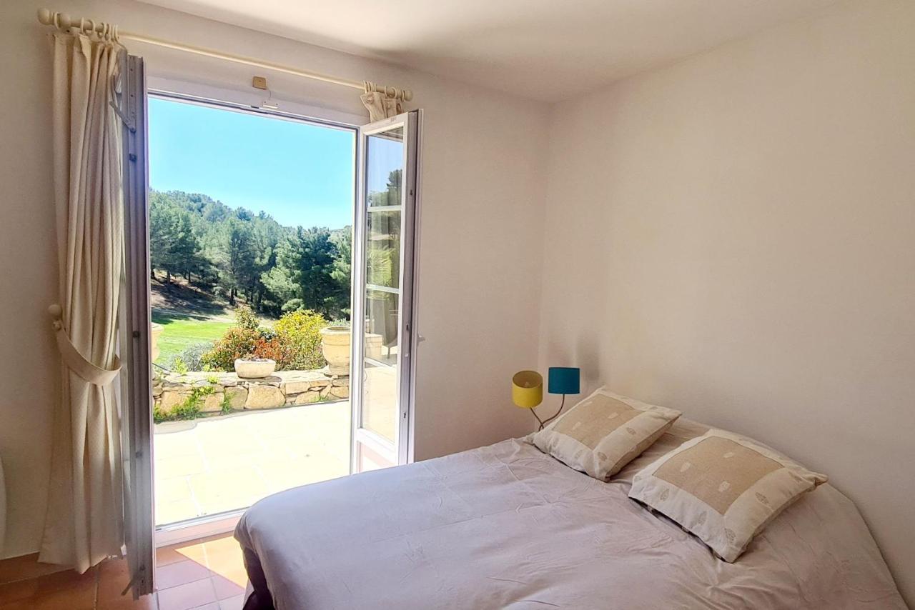 Villa Dans Cadre D'Exception - Golf, Piscine Et Tennis Prive Saint-Cyr-sur-Mer Eksteriør bilde